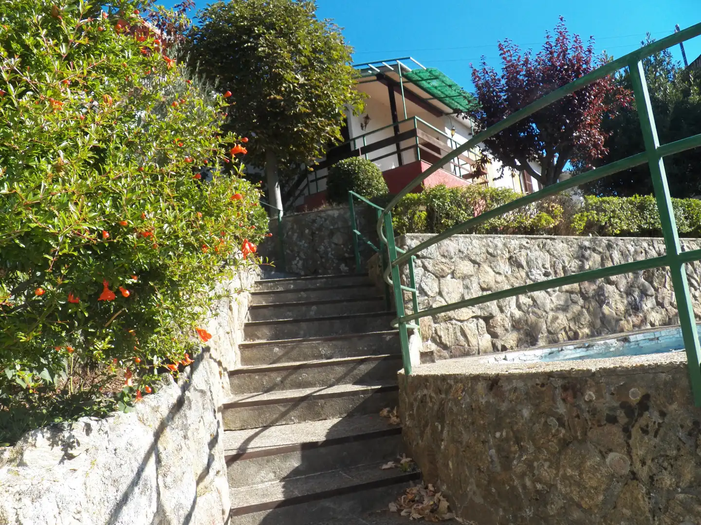 Garden of Detached homes for sale in Miraflores de la Sierra  with Private garden and Swimming Pool
