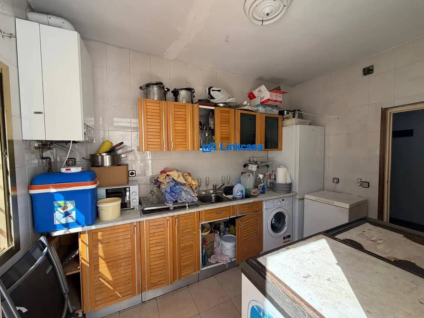 Kitchen of Buildings for sale in Madrid