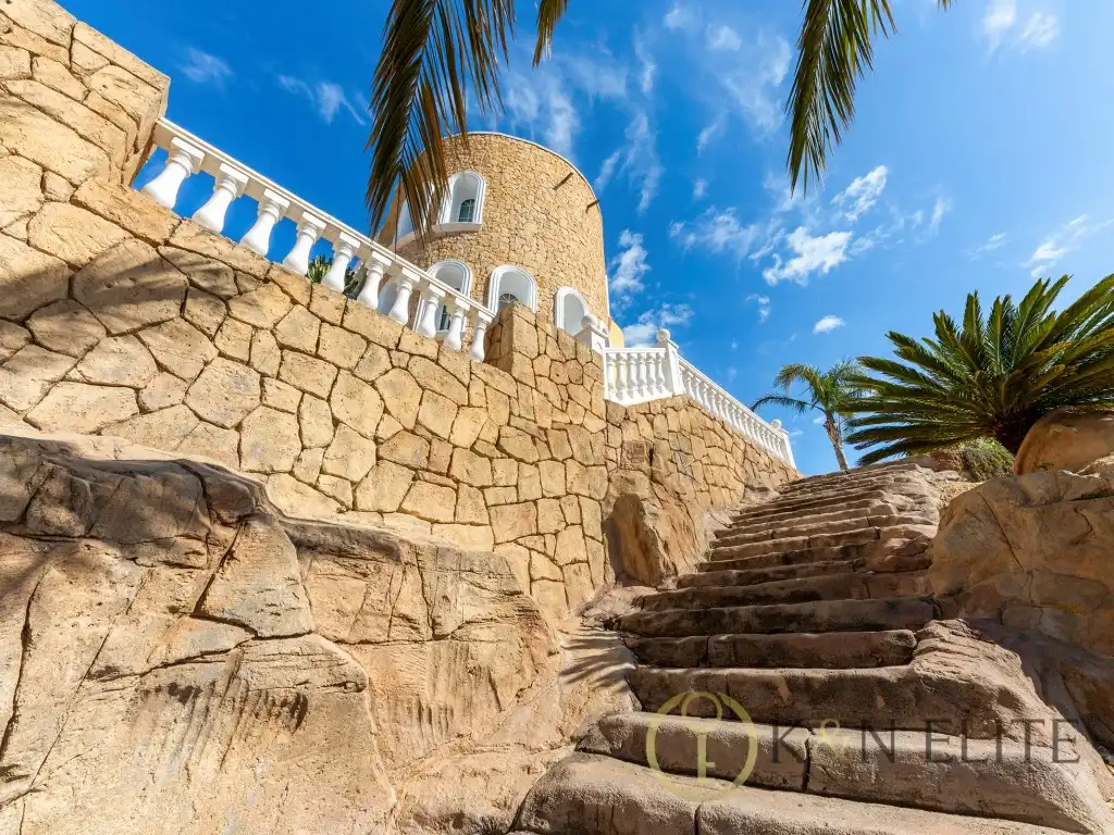 Vista exterior de Casa o chalet en venta en La Nucia con Calefacción, Jardín privado y Terraza