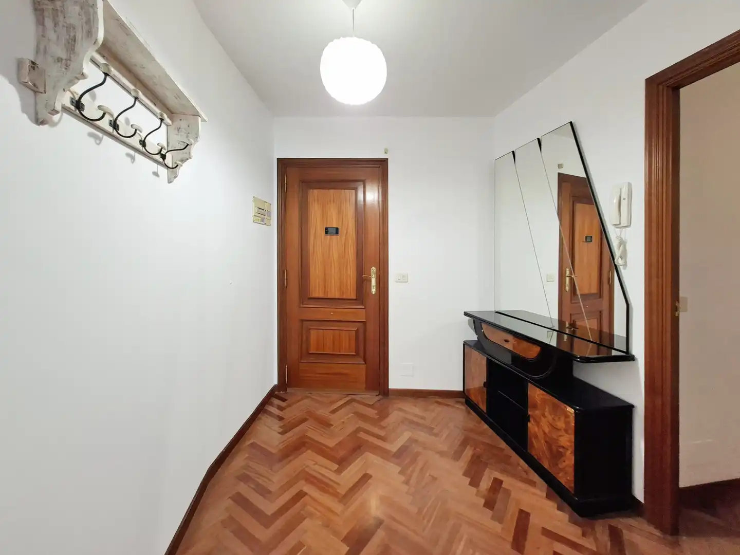 Pis en venda en A Coruña Capital  amb Calefacció, Parquet i Traster