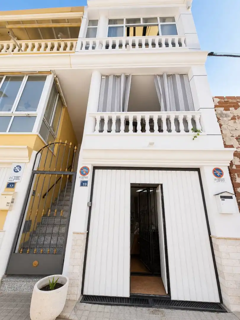 Terraced house for sale in Calle San Emigdio
