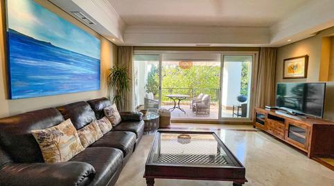 Foto 3 de Casa adosada de alquiler en Puente Romano, Marbella