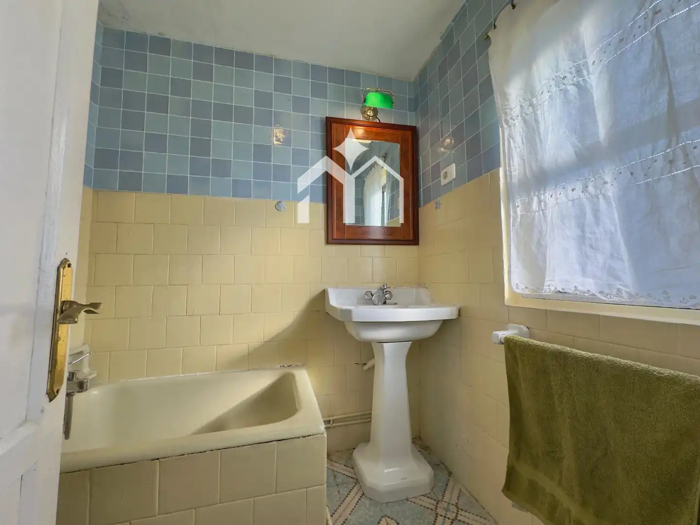 Bathroom of Houses for sale in Moaña