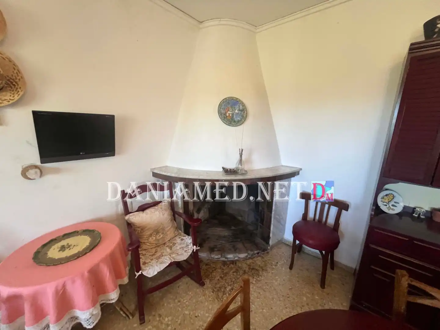 Sala d'estar de Finca rústica en venda en Oliva amb Jardí privat, Terrassa i Traster