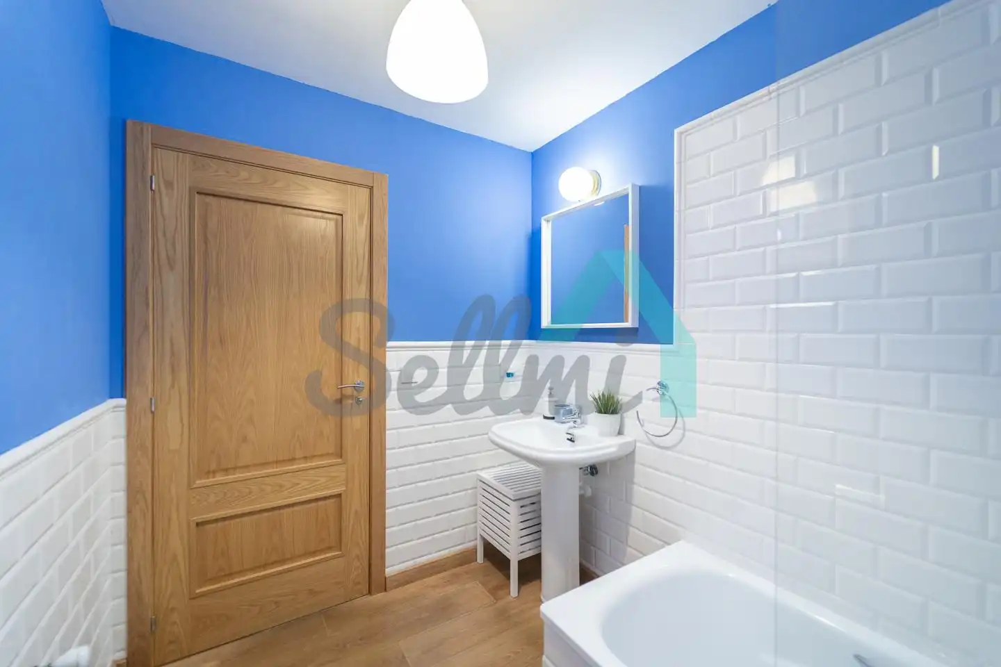 Baño de Casa adosada en venta en Ribadeo con Calefacción, Jardín privado y Terraza