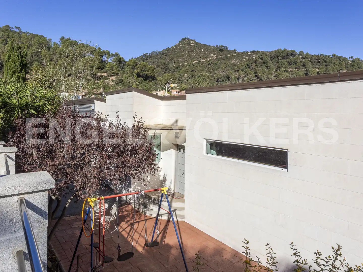 Vista exterior de Casa o chalet en venta en Santa Coloma de Cervelló con Calefacción, Jardín privado y Parquet