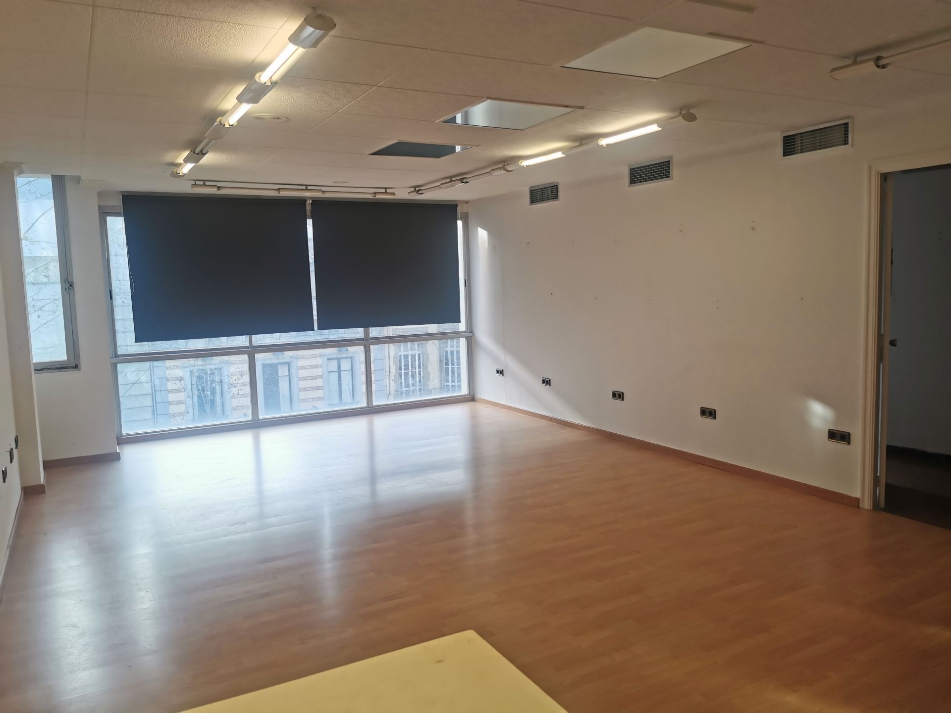 Oficina en venda en Manresa amb Aire condicionat i Calefacció