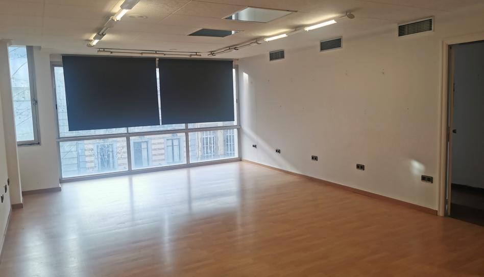 Foto 1 de Oficina en venda a Passeig de Pere III, 18, Centre - Passeig i Rodalies, Barcelona