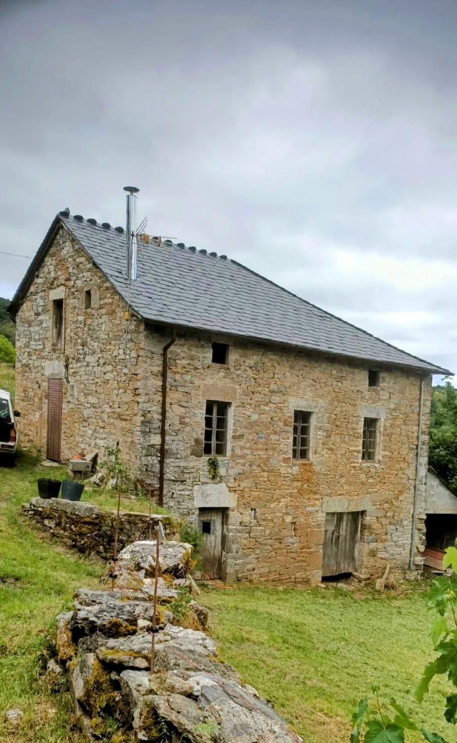 Vista exterior de Casa o xalet en venda en Pedrafita do Cebreiro amb Calefacció