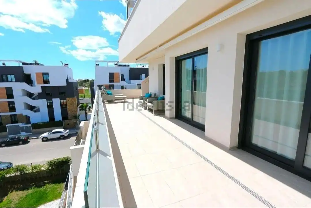 Terrassa de Àtic en venda en Orihuela amb Calefacció, Jardí privat i Piscina