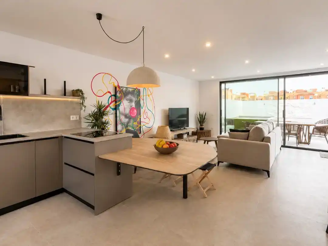 Sala d'estar de Dúplex de lloguer en La Oliva amb Jardí privat, Piscina i Moblat
