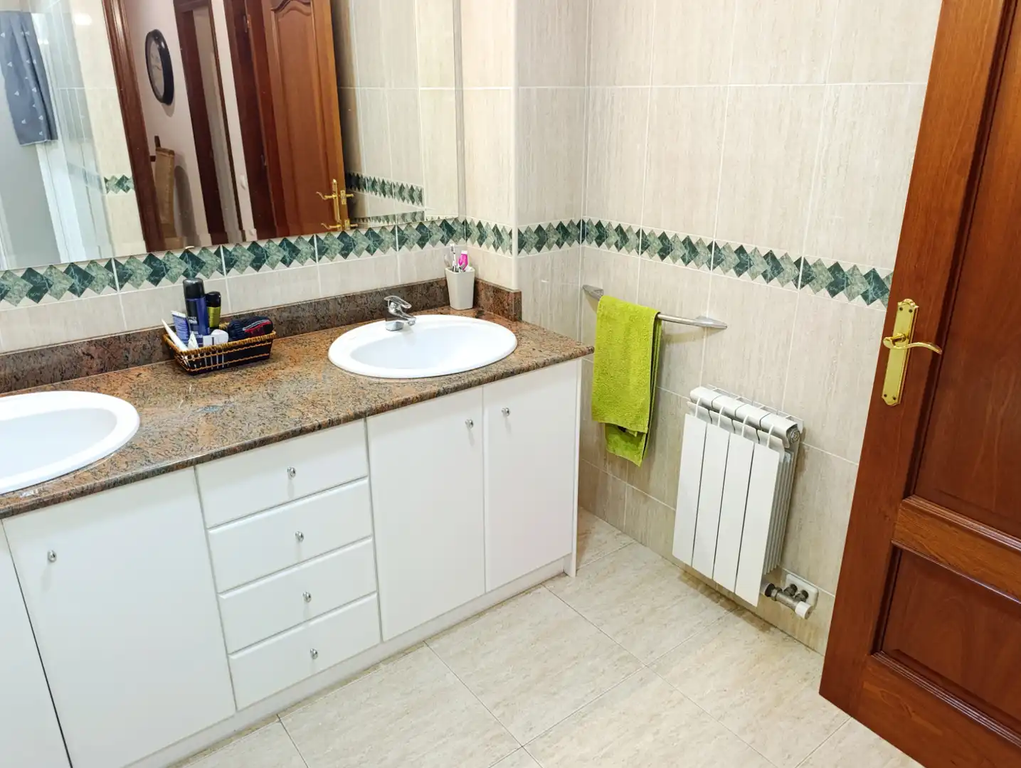 Baño de Casa o chalet en venta en Pineda de Mar con Aire acondicionado, Calefacción y Jardín privado