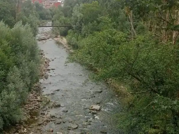 Außenansicht von Wohnung zur Miete in Aller mit Balkon