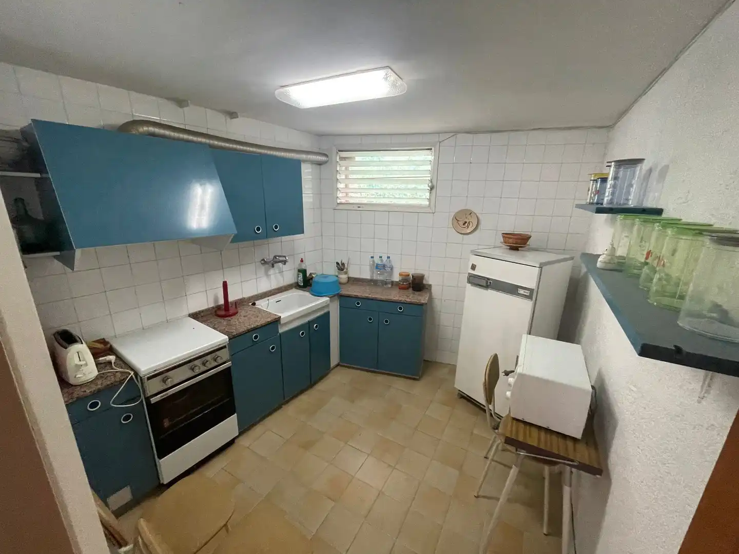 Cuina de Casa o xalet en venda en Pira amb Calefacció, Terrassa i Traster