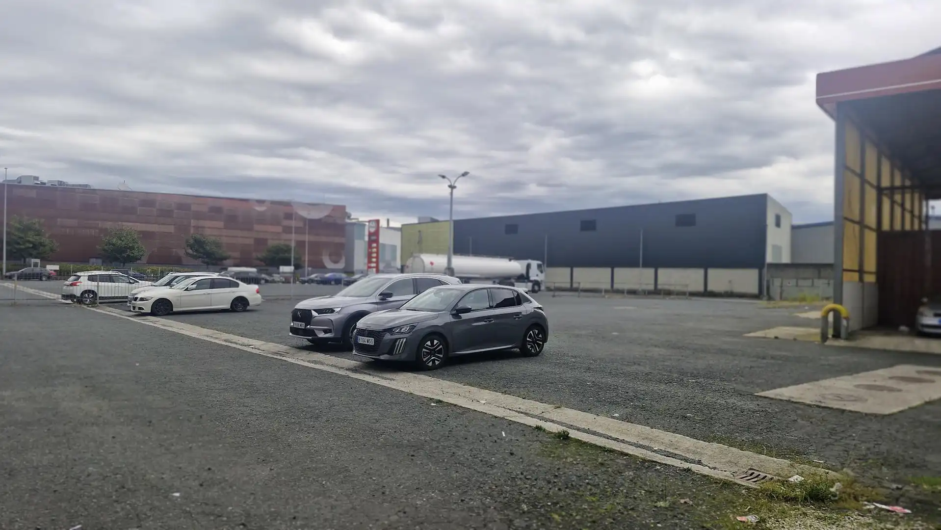 Aparcament de Nau industrial de lloguer en Narón
