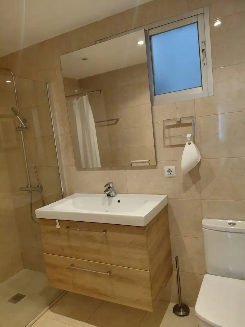 Baño de Piso de alquiler en Bilbao  con Calefacción