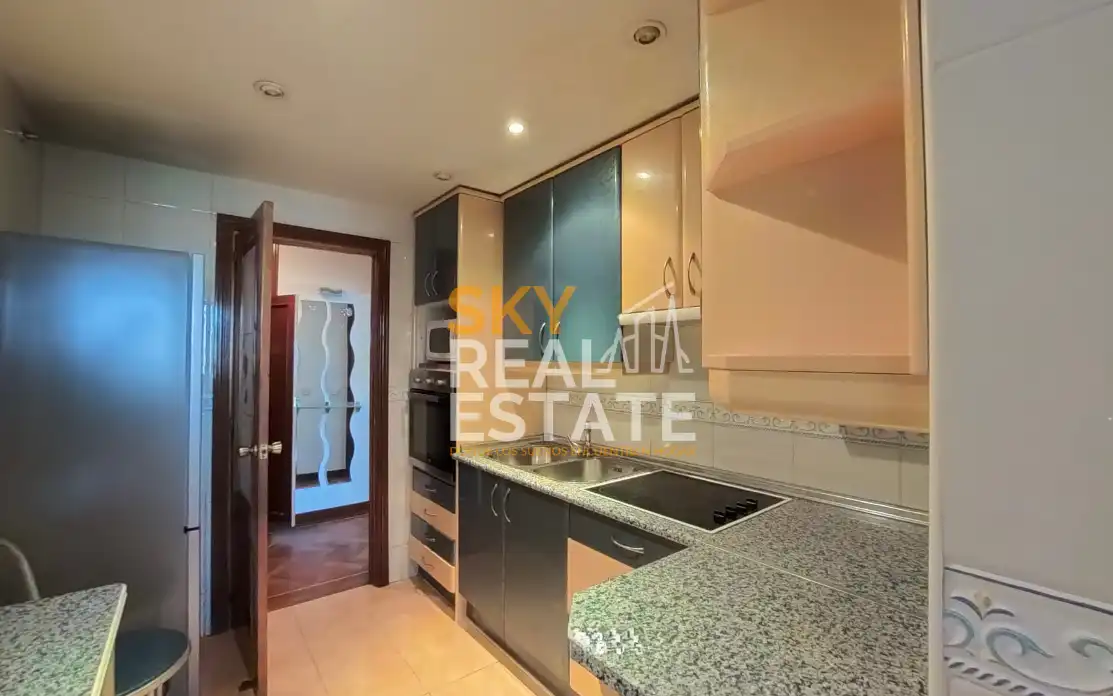 Kitchen of Flat for sale in Fuenlabrada  with Air Conditioner, Furnished and Balcony
