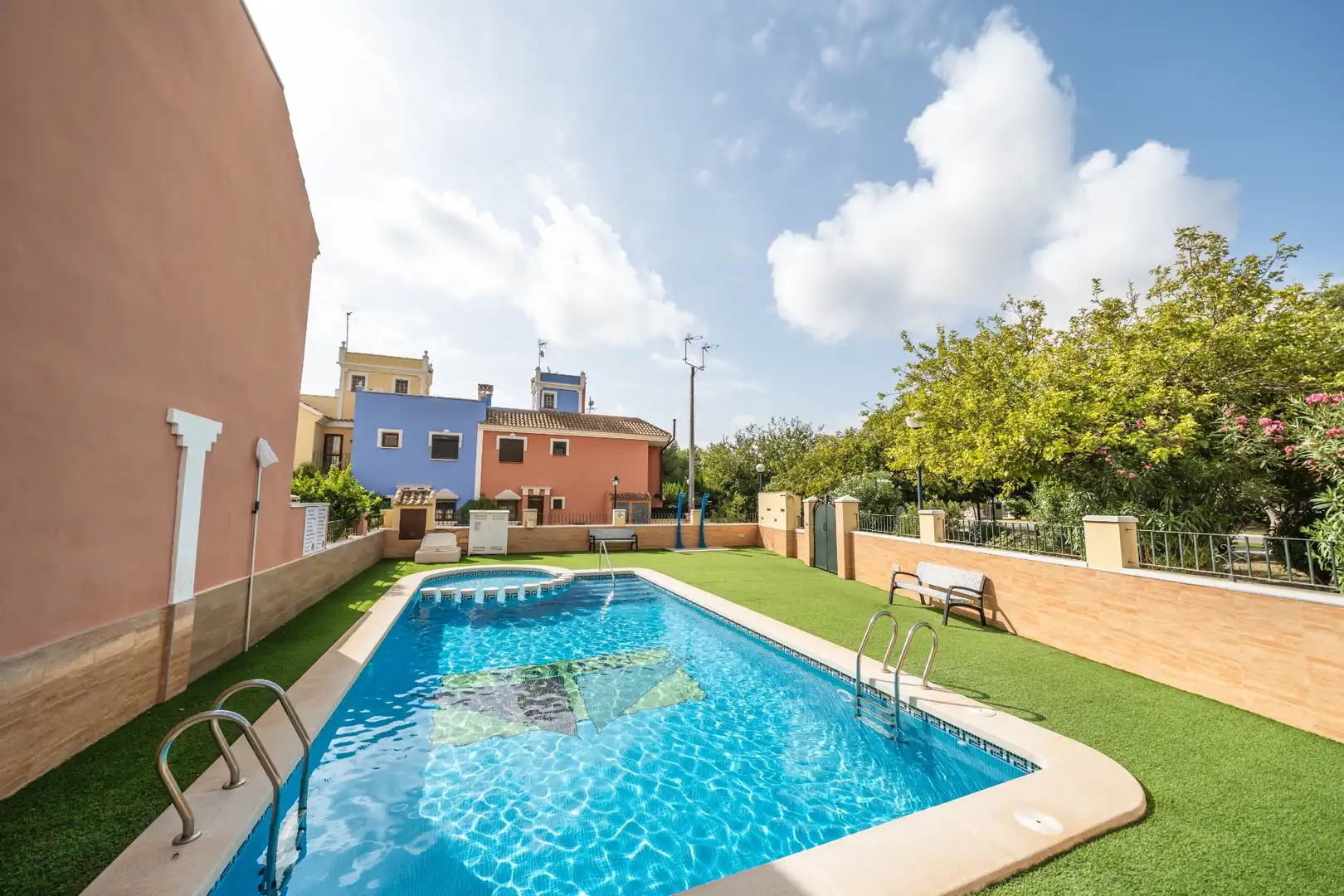 Casa con terrazza in vendita a Roda