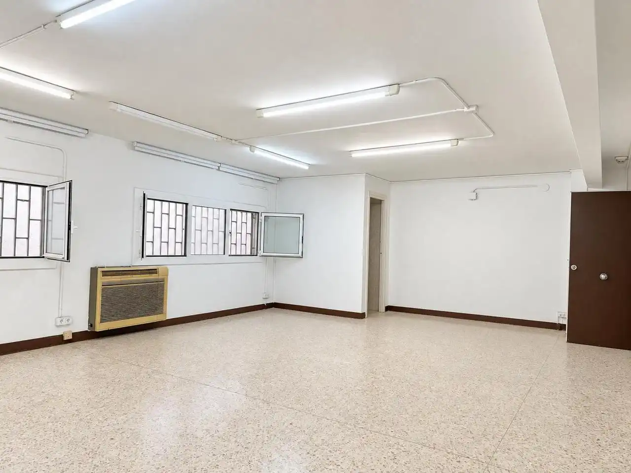 Büro zur Miete in Centre