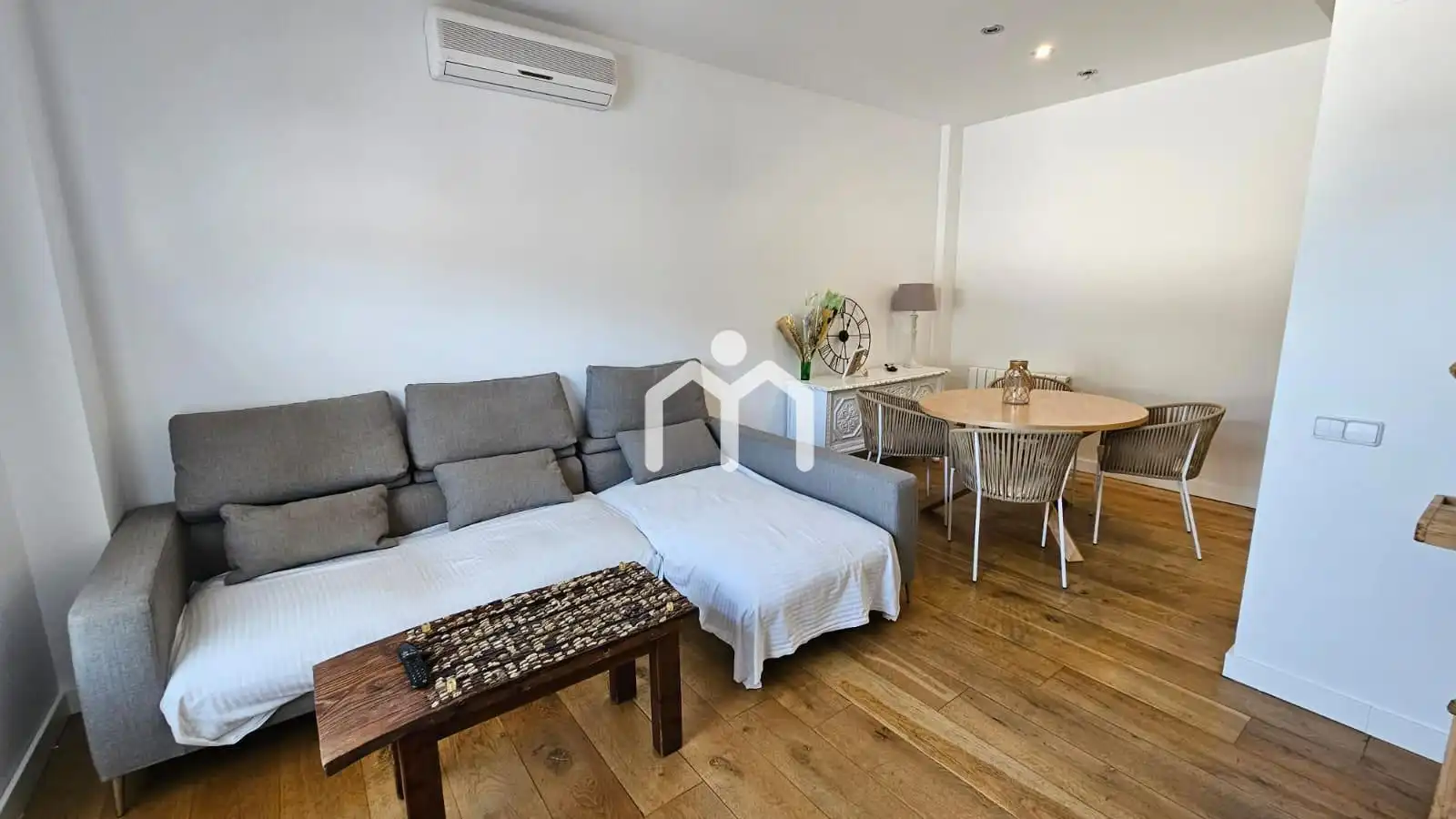 Sala de estar de Casa o chalet en venta en Premià de Dalt con Aire acondicionado, Calefacción y Parquet