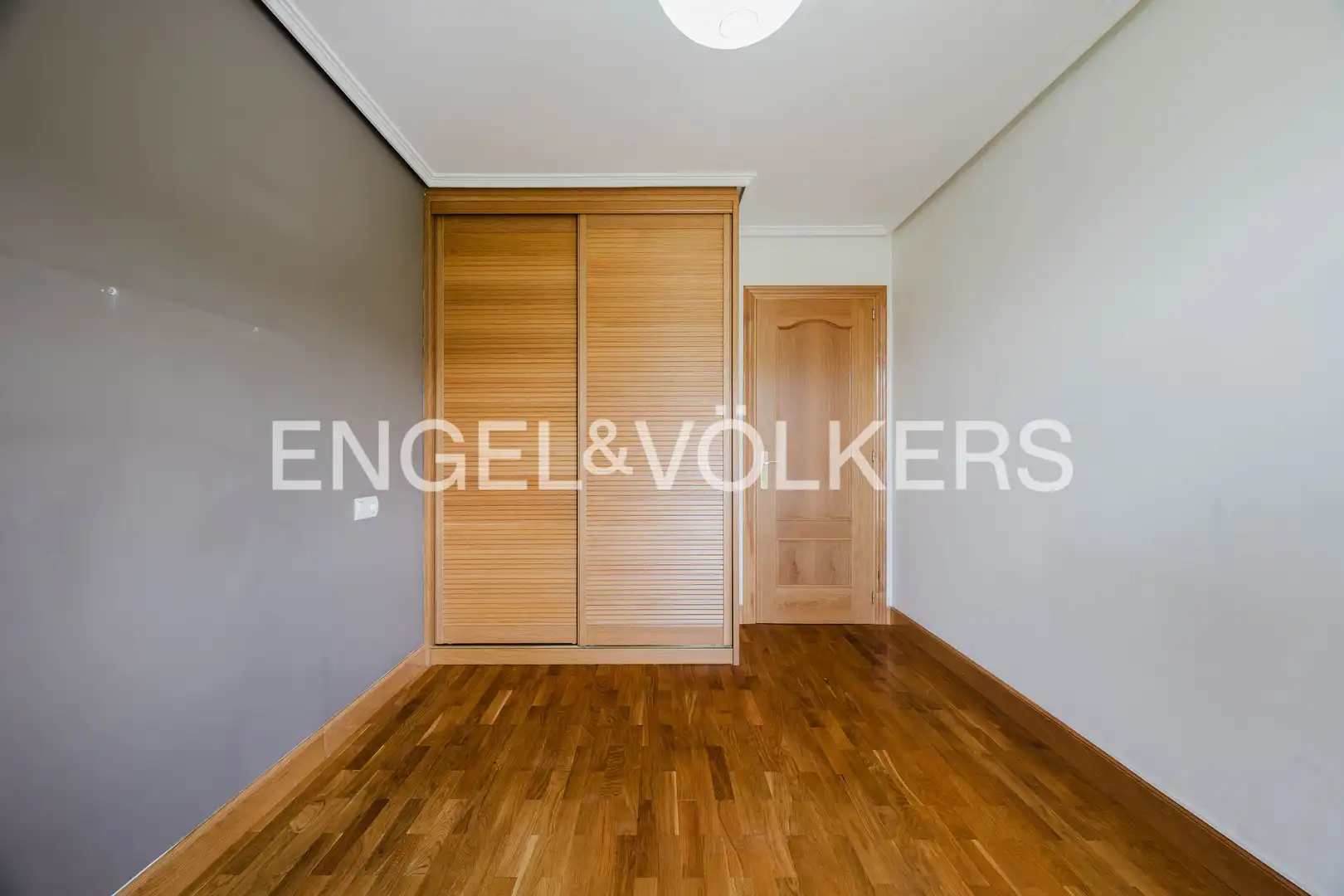 Habitación de Dúplex en venta en Astigarraga con Calefacción y Balcón