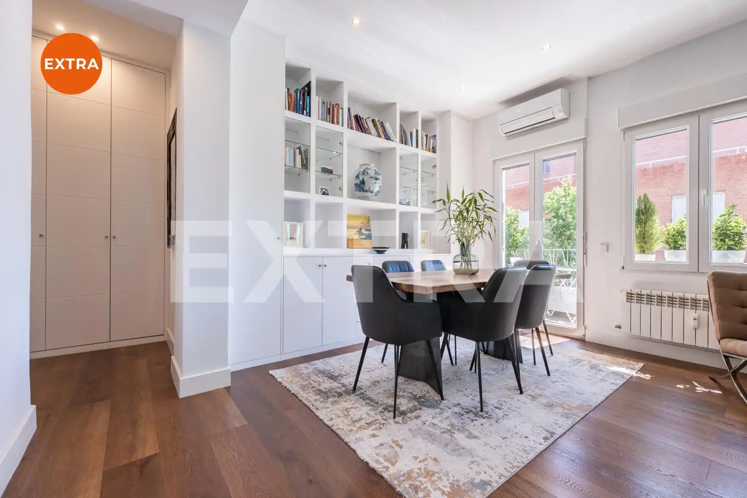 Piso en venta en Calle Aviador Zorita, Cuatro Caminos - Azca