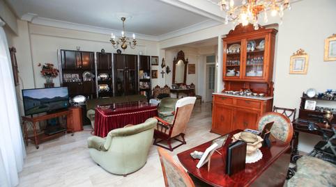 Foto 5 de Piso en venta en Calle Virgen de la Consolación, Los Remedios, Sevilla