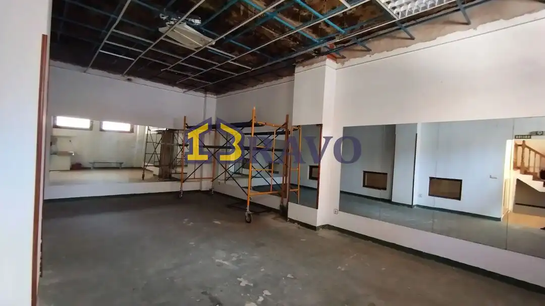 Local comercial en venta en Medina de Pomar
