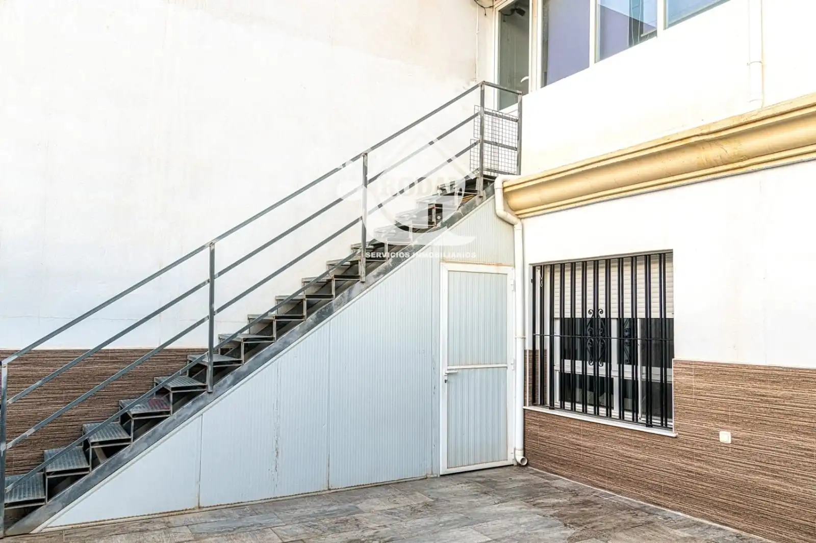 Vista exterior de Dúplex en venta en Huércal de Almería con Aire acondicionado, Calefacción y Jardín privado