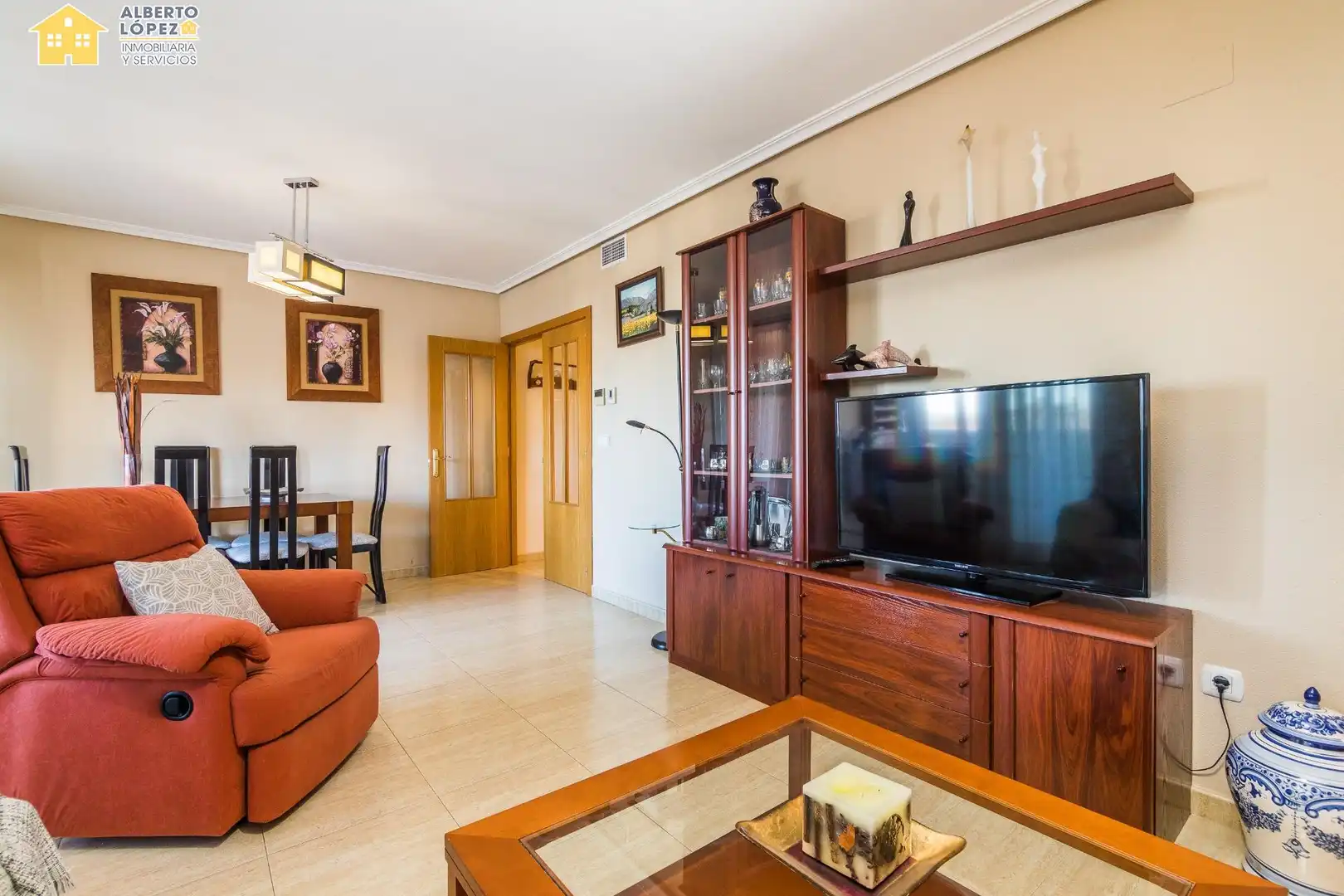 Sala de estar de Apartamento en venta en Alicante / Alacant con Aire acondicionado, Calefacción y Piscina comunitaria