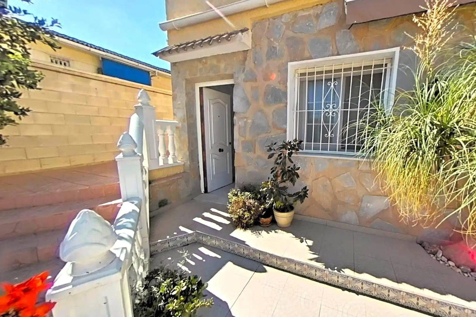 Casa pareada con piscina en venta en Avenida Av. de Torrevieja 19A, imagen 46