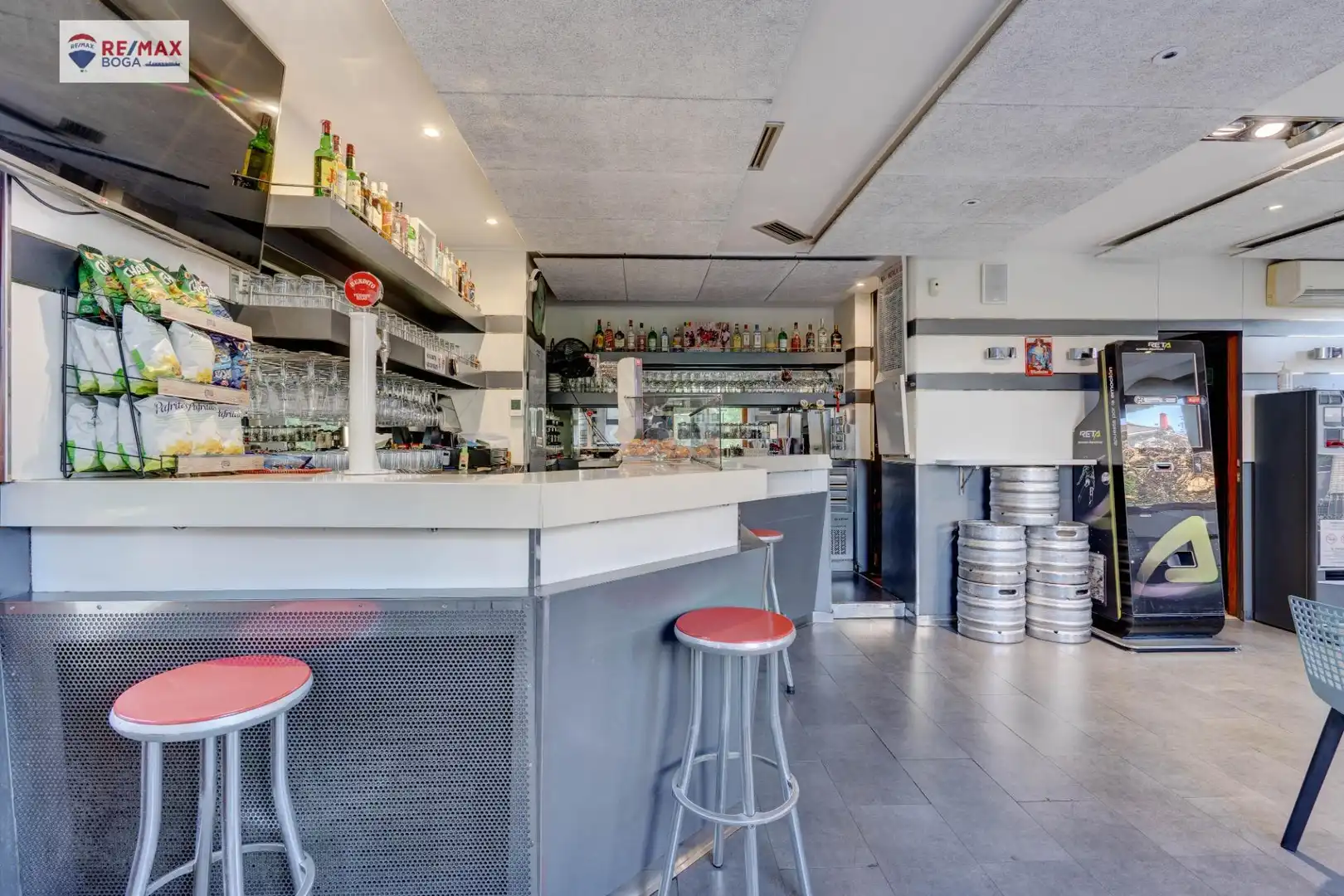 Business premises for sale in Paseo de Mons, imagen 5