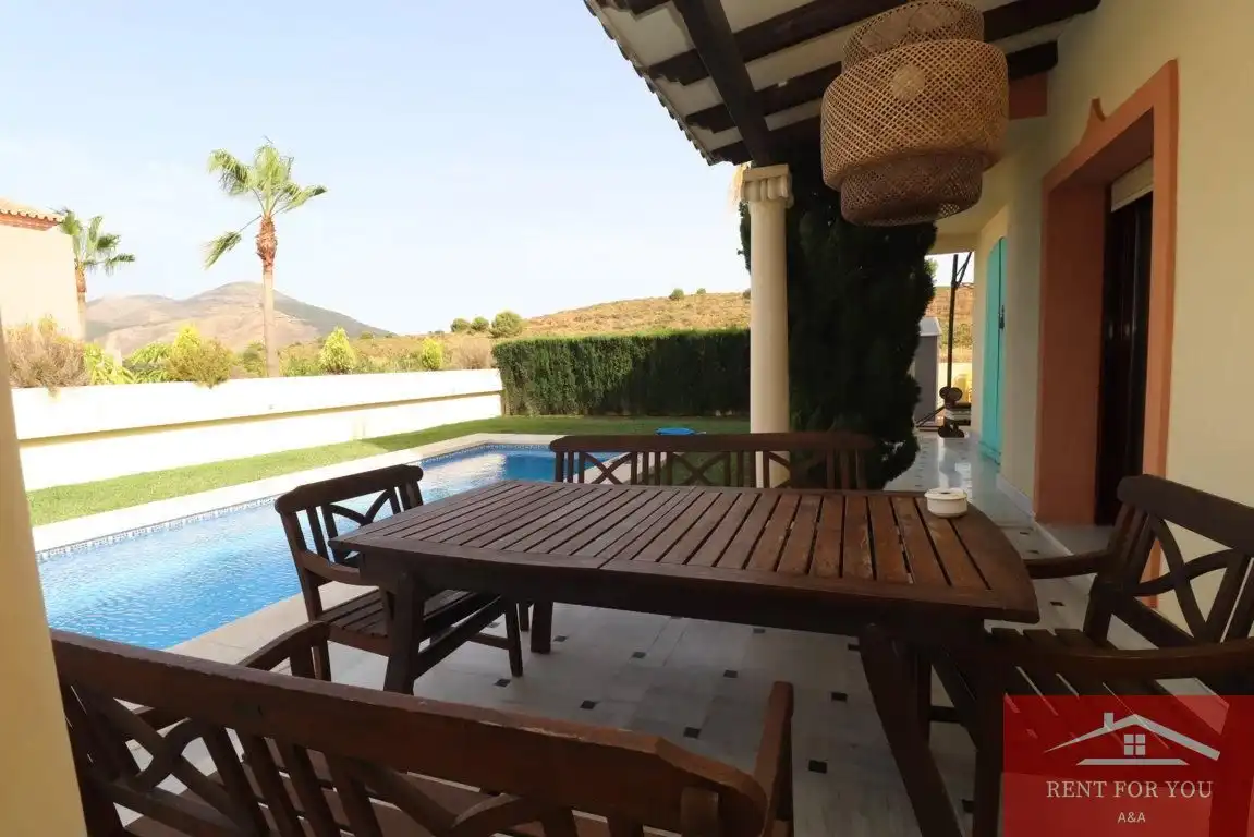Terrasse von Haus oder Chalet zur Miete in Coín mit Klimaanlage, Heizung und Privatgarten