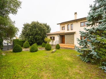Villa con giardino in vendita a L'Esquirol