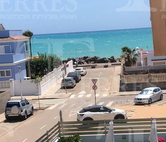 Casa adosada en Venta en Carrer l'Alcalatén en La Torre - Playa de Chilches