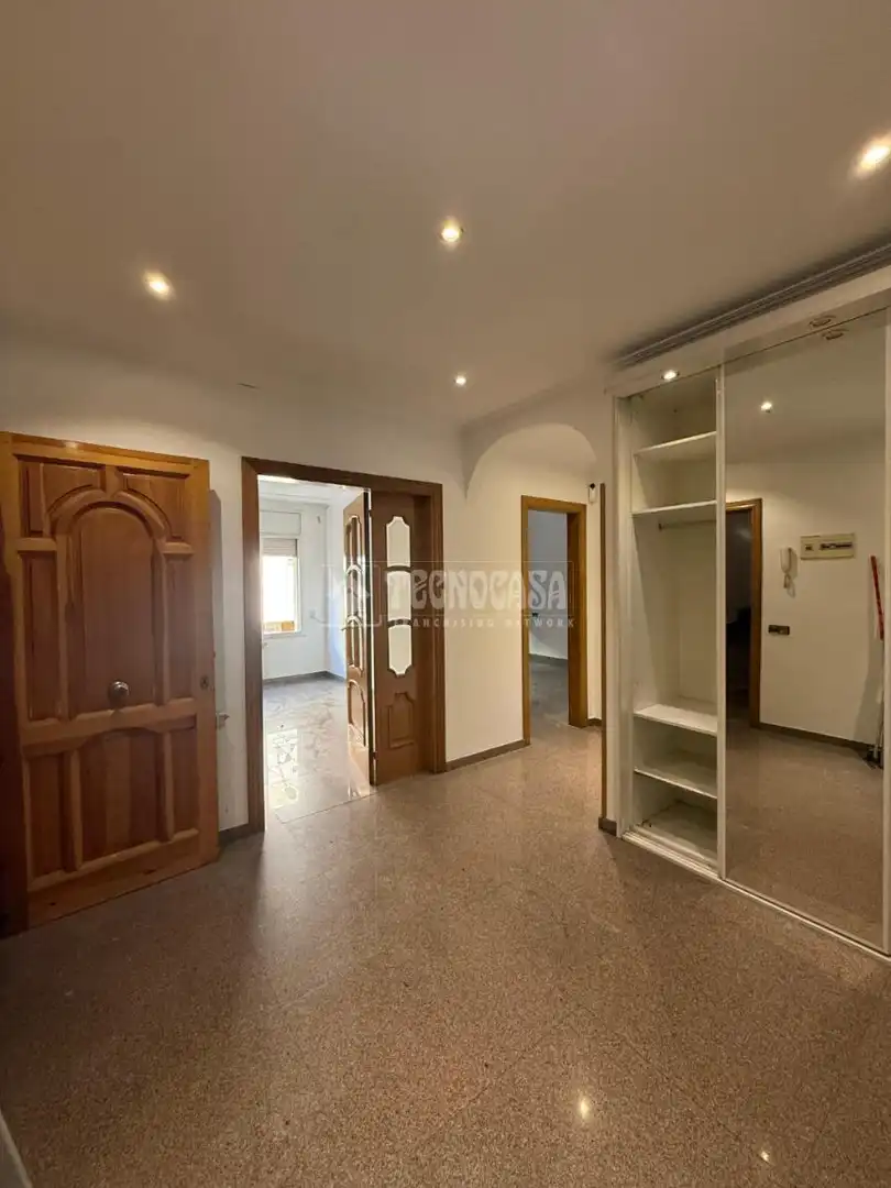 Casa adosada en venta en Sant Joan Despí
