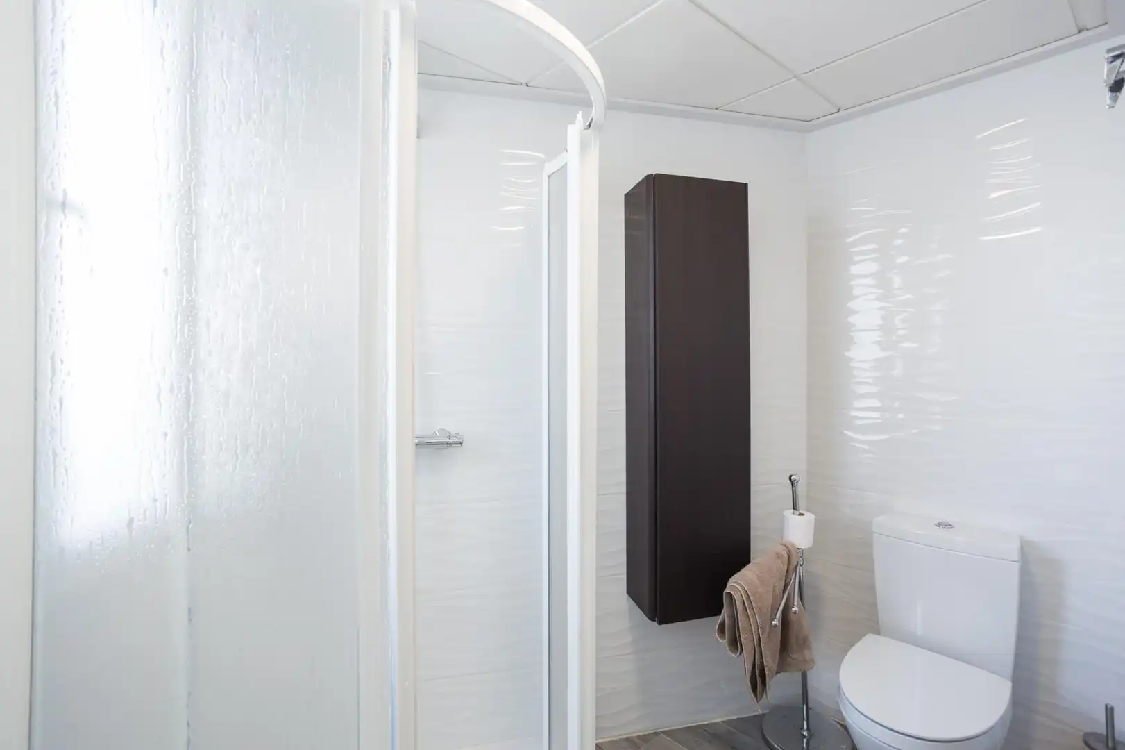 Badezimmer von Dachboden zum Verkauf in Gandia mit Klimaanlage, Heizung und Terrasse