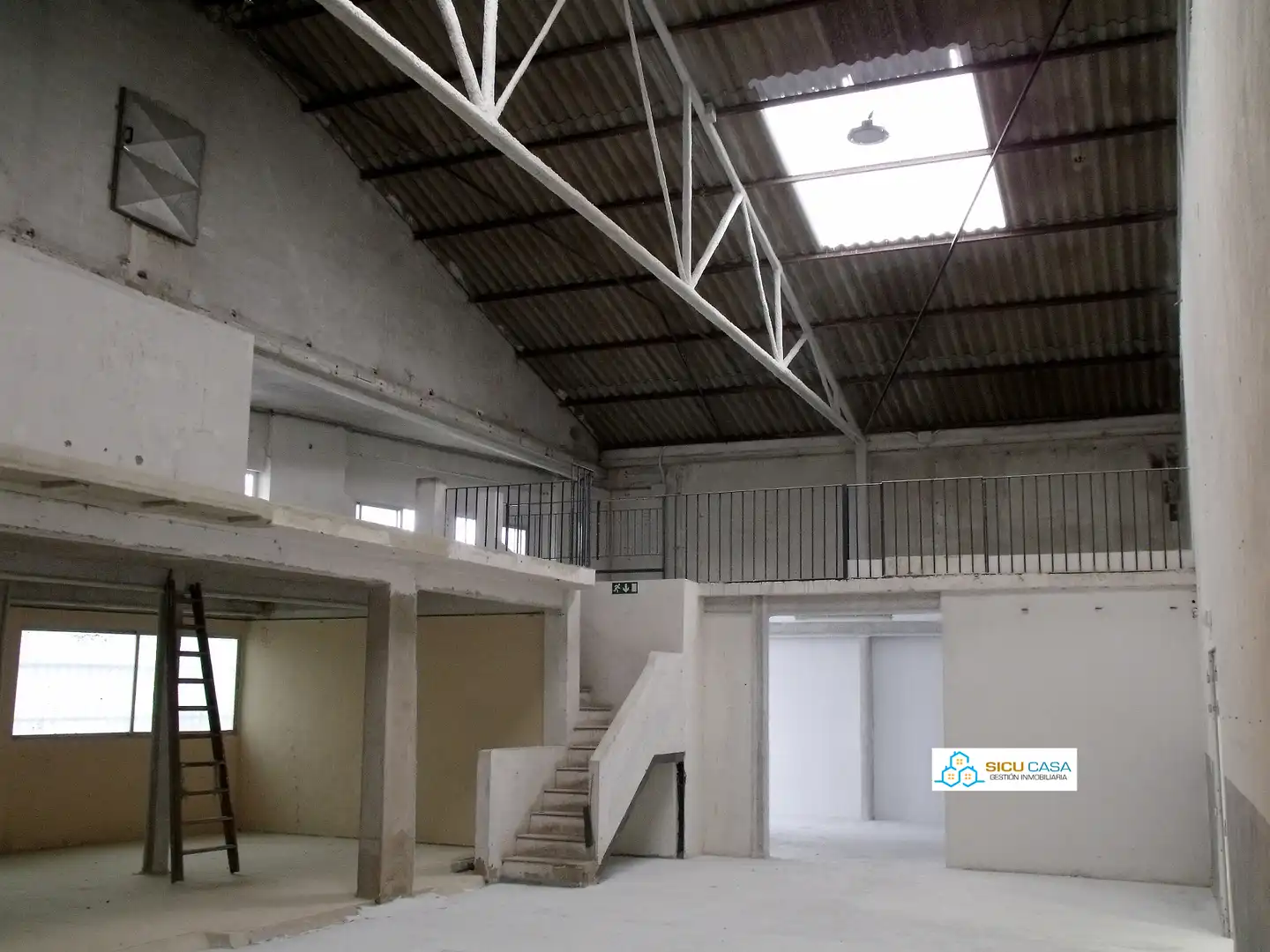 Industrial building for sale in Avenida Zodiaco, imagen 8