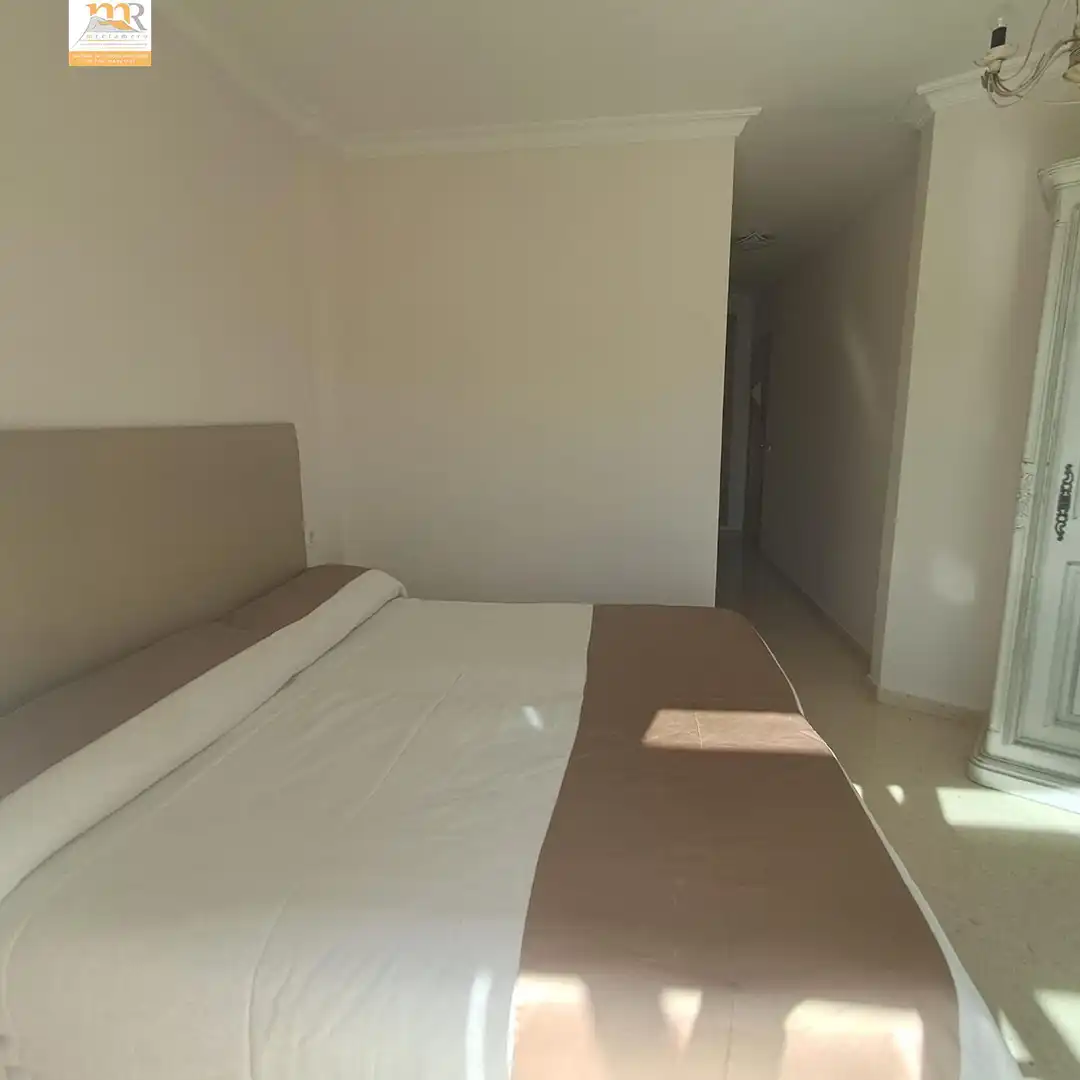 Bedroom of Attic for sale in Estepona