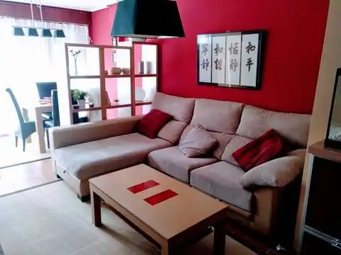 Sala d'estar de Pis en venda en Bárcena de Cicero amb Calefacció, Terrassa i Traster