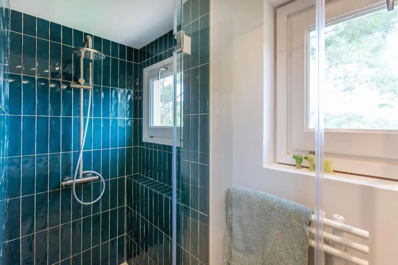 Badezimmer von Wohnungen zum Verkauf in Palafrugell mit Heizung, Terrasse und Möbliert