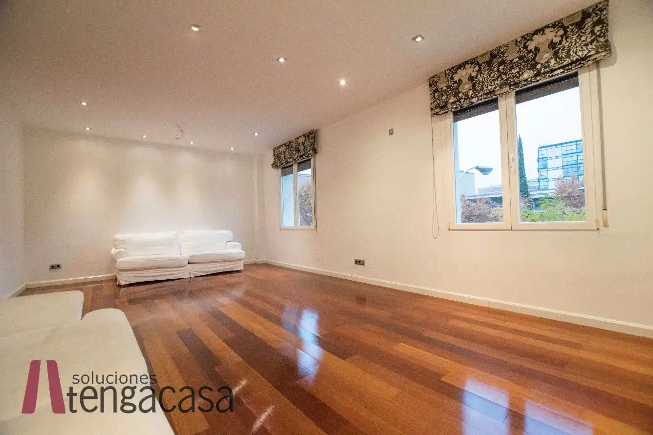 Flat for rent in Calle de Blasco de Garay, 100, Vallehermoso
