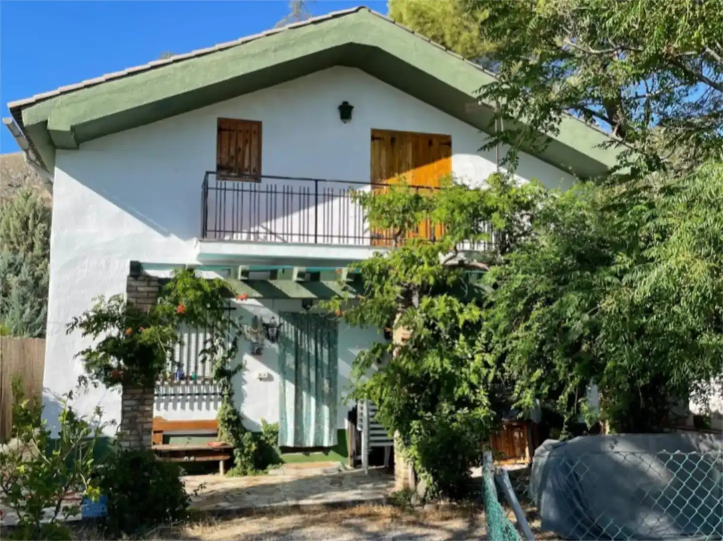 Vista exterior de Casa o chalet en venta en Alfacar con Piscina