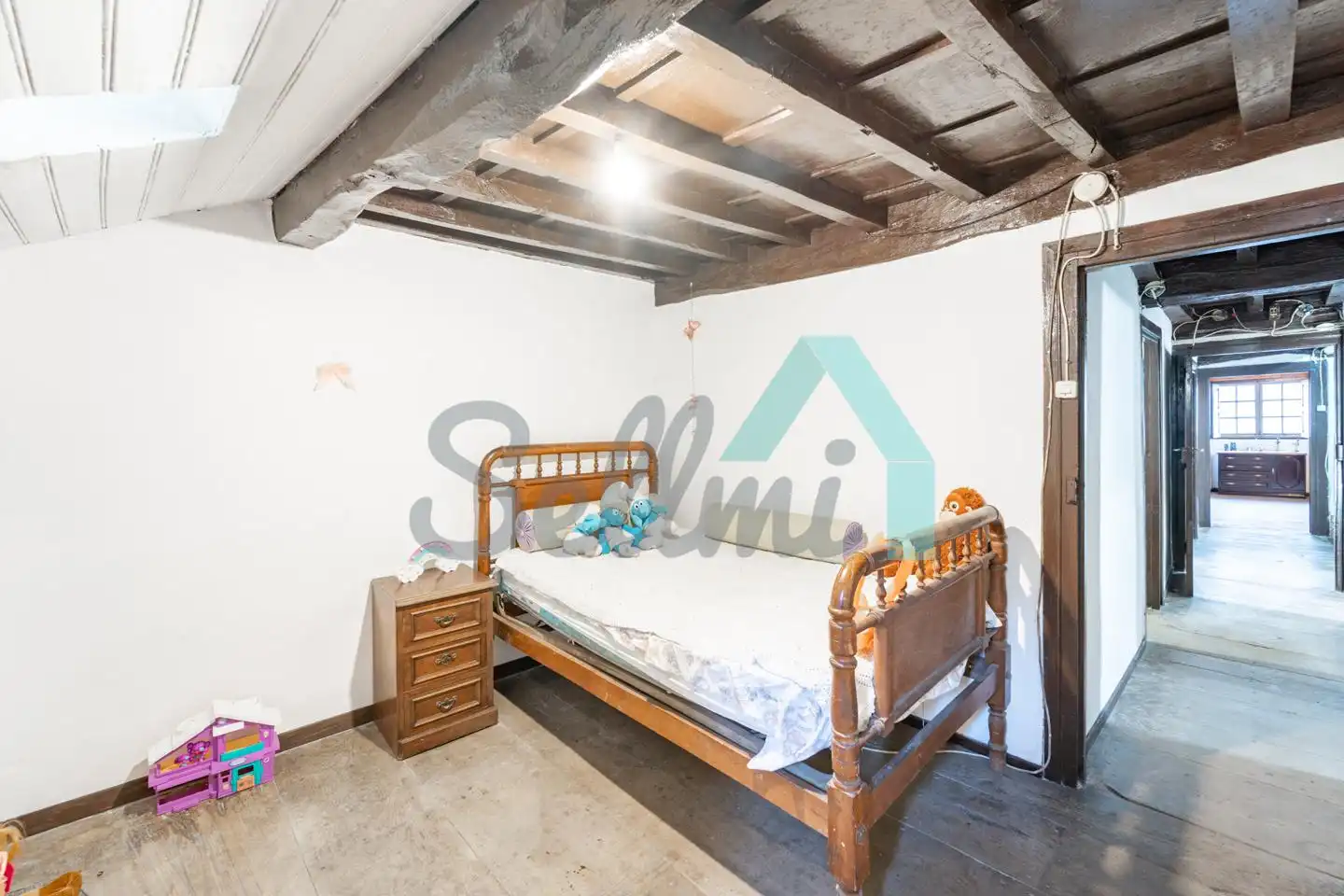 Habitación de Casa adosada en venta en Quirós con Parquet y Trastero