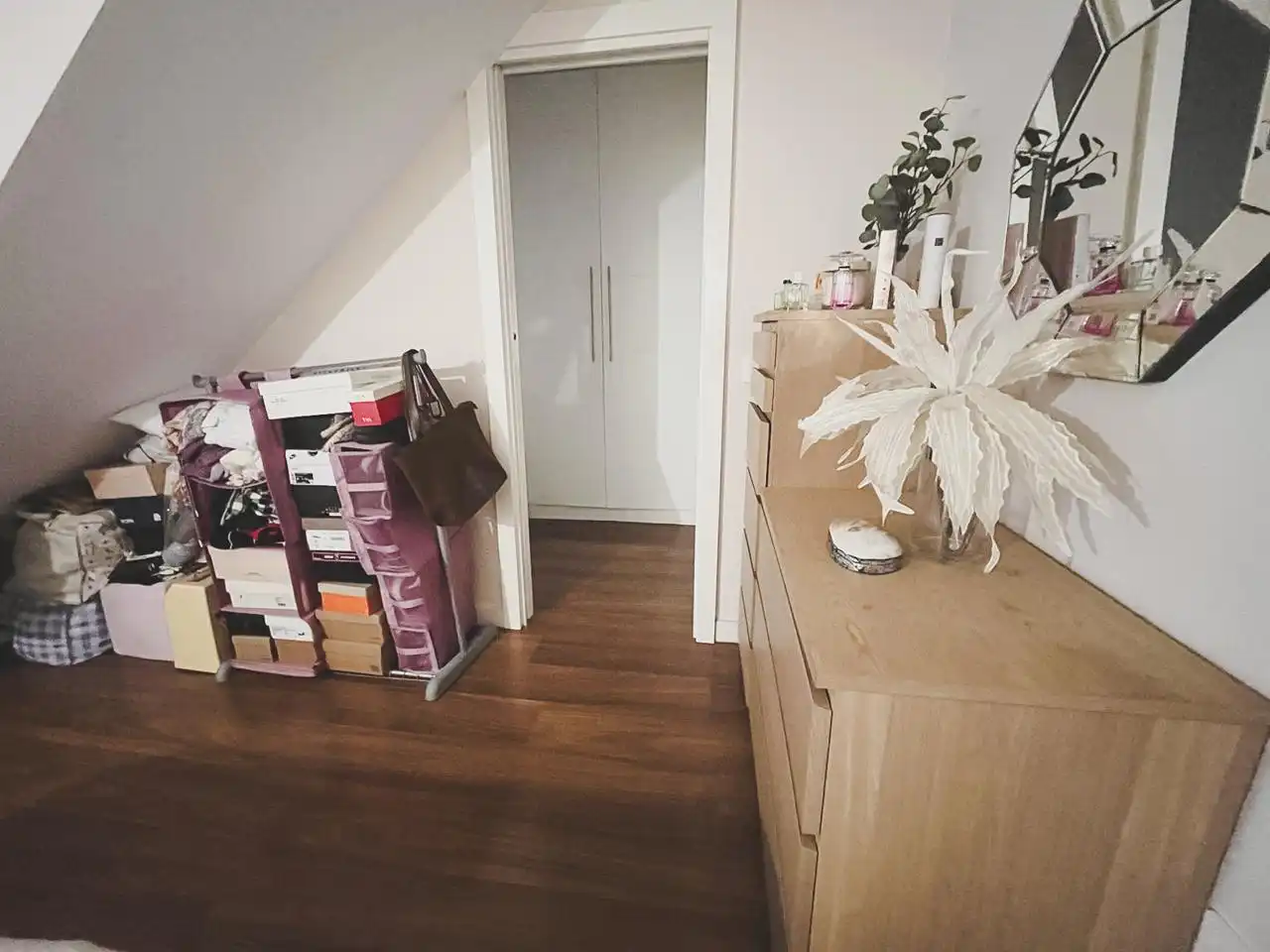 Habitación de Dúplex de alquiler en Cádiz con Terraza y Amueblado