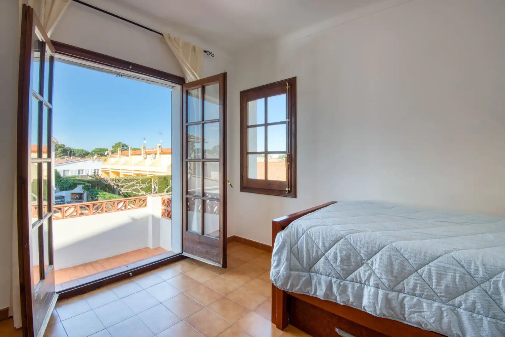 Habitación de Casa o chalet en venta en L'Escala con Aire acondicionado, Calefacción y Jardín privado