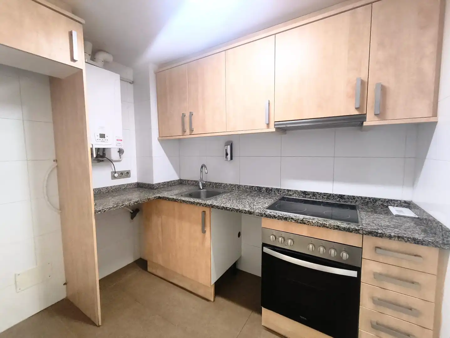 Küche von Wohnung zum Verkauf in Mataró mit Heizung