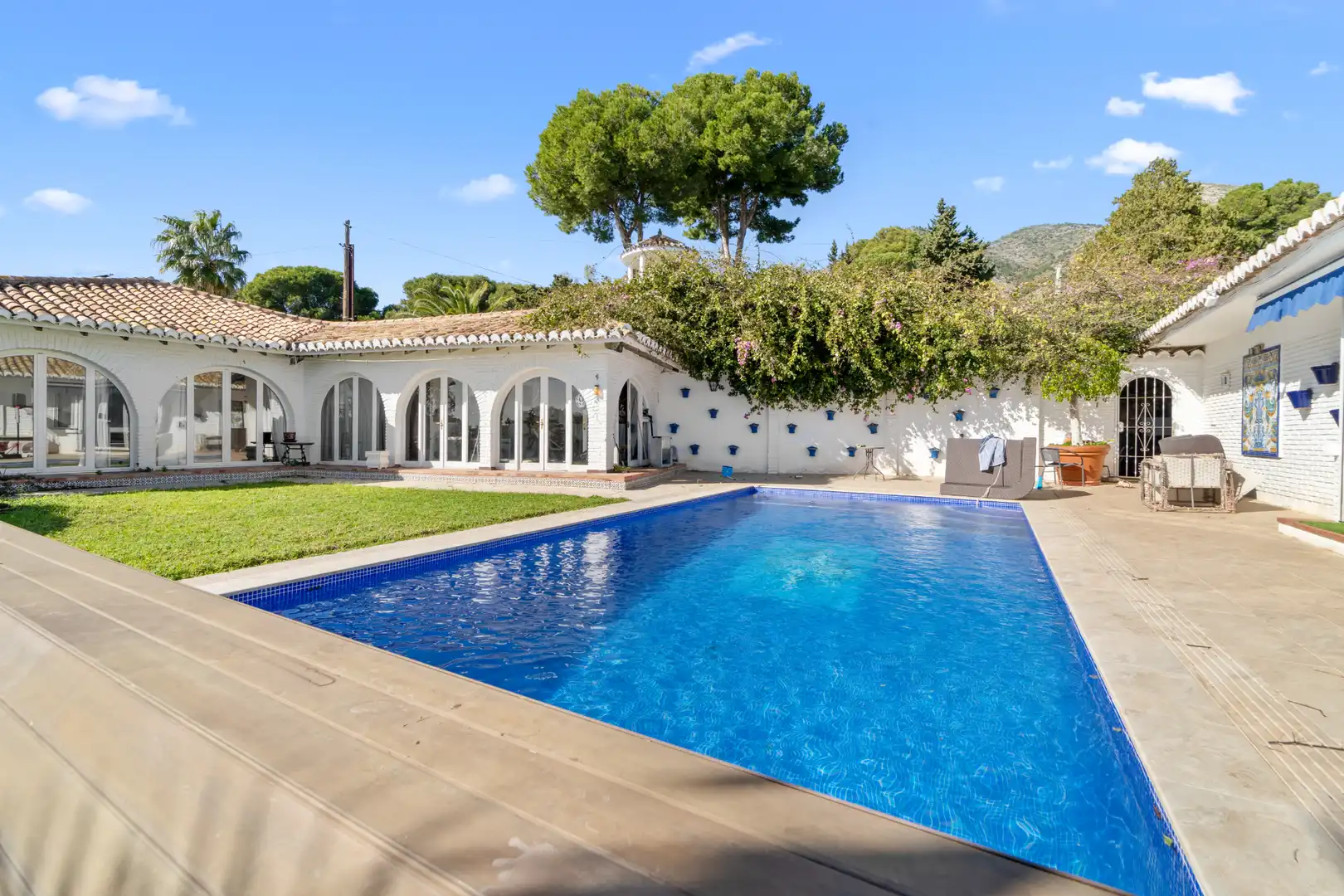 Piscina de Casa o chalet en venta en Benalmádena con Aire acondicionado, Jardín privado y Terraza