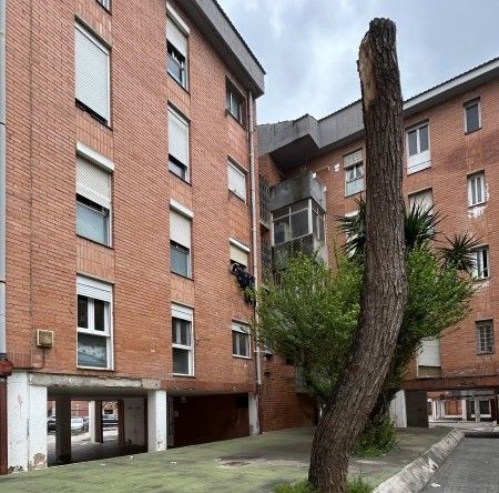 Vista exterior de Pis en venda en Reus