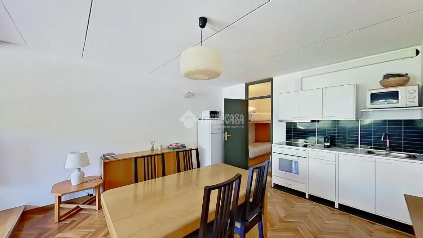 Kitchen of Flat for sale in Alp  with Heating